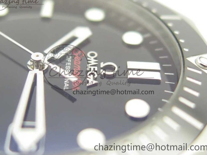 0227 HighQuality Seamaster 300M Chronometer SS Black OMF 1:1 Best Edition on SS Bracelet A2824 (Black Balance Wheel) V 7954